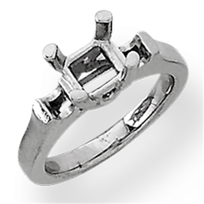 Lds Princess Cut Three Stone Ring