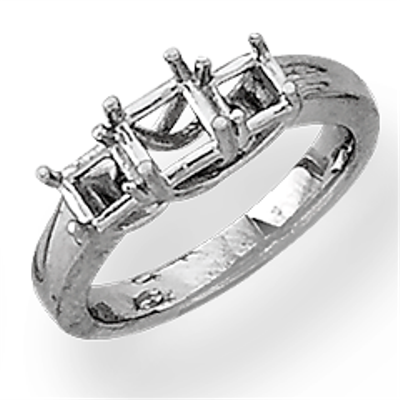 Lds Princess Cut Three Stone Ring