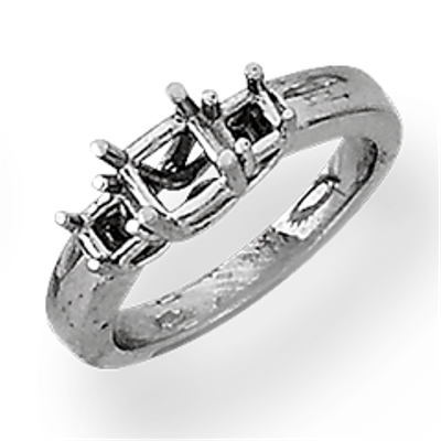 Lds Princess Cut Three Stone Ring